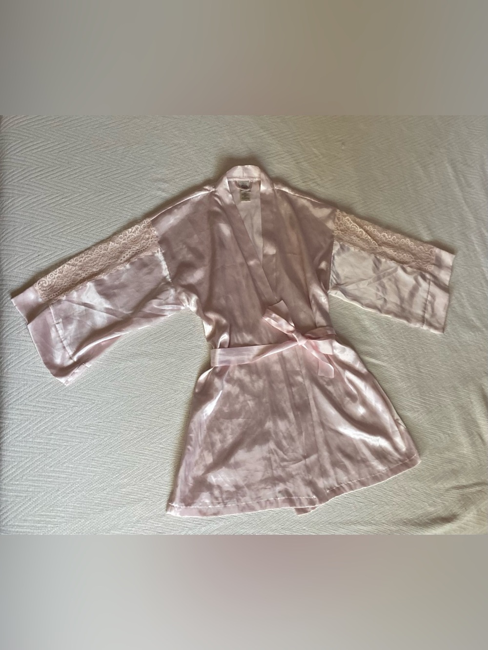 In Bloom Light Pink Silky Lace-Trim Pink Robe with Tie Belt size SP